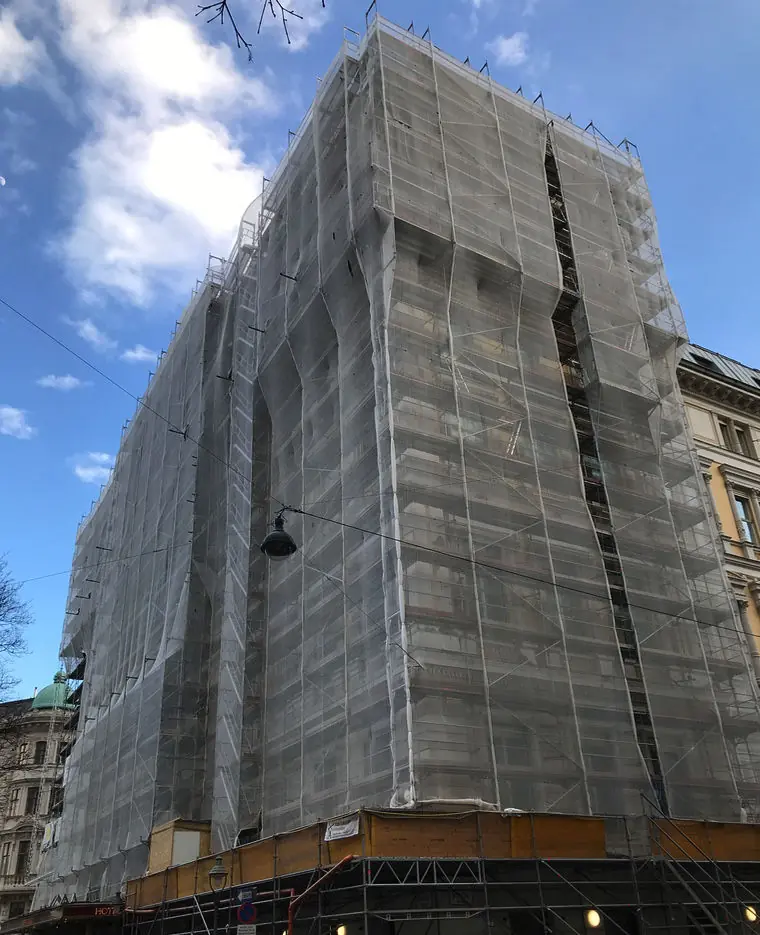 Gerüst am Hotel Imperial in Wien